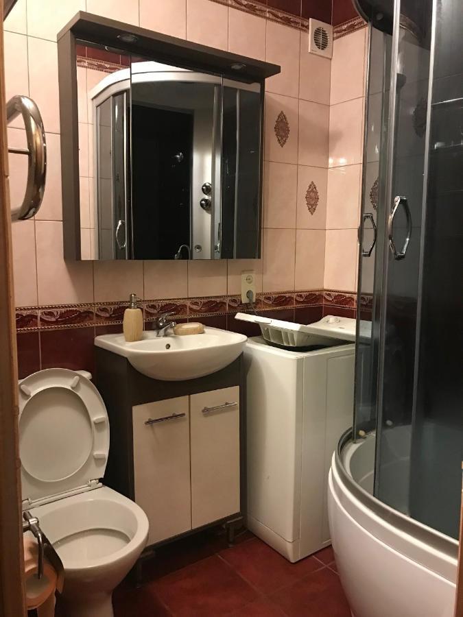 Затишна Однокімнатна Квартира 5 Хв Від Південного Вокзалу Kharkiv Eksteriør bilde